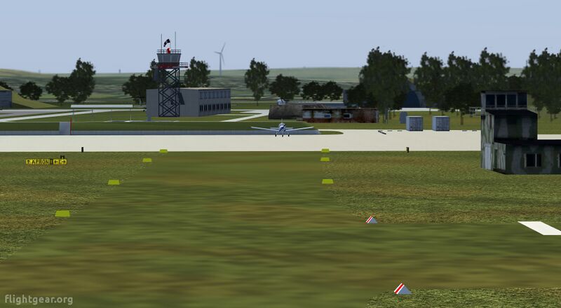 File:FGFS EDAK APRON 2015.jpg