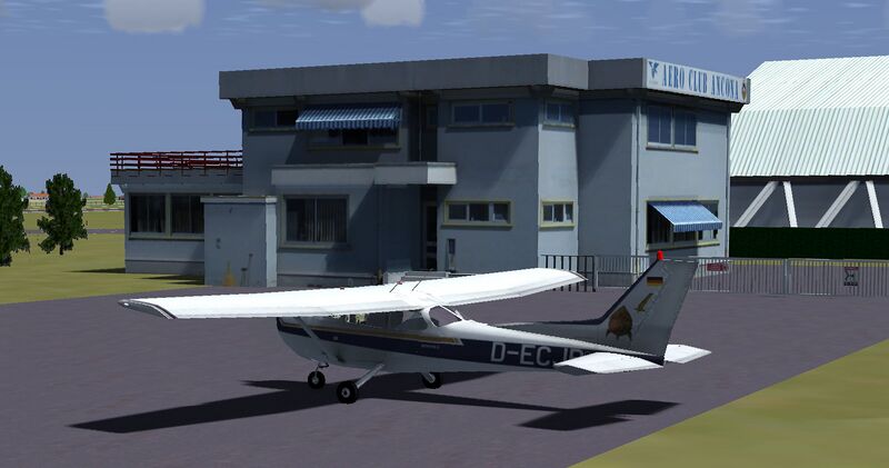 File:LIPY aeroclub.jpg