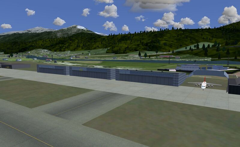 File:LOWI hangar 01-03.jpg